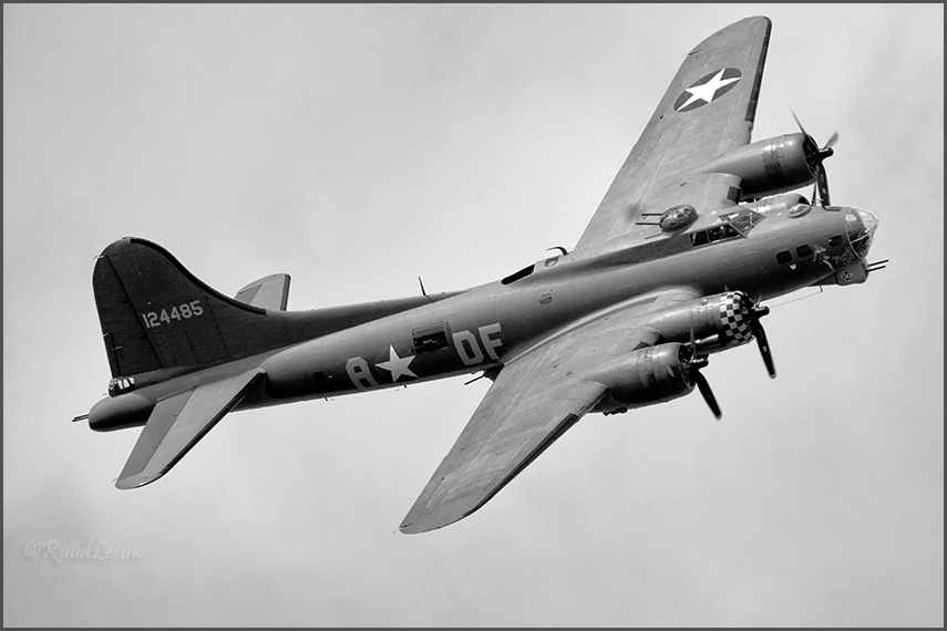 Headcorn Aerodrome 2025 _ Aero Legends air show